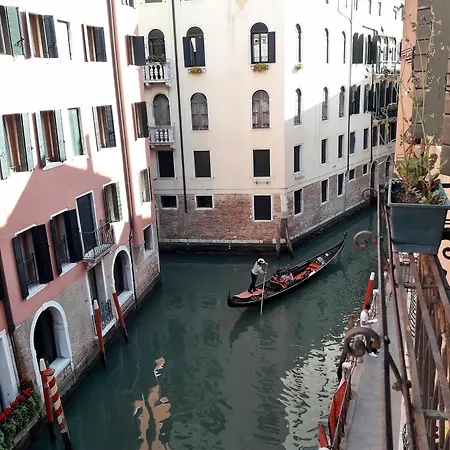 Apartment Ve.n.i.ce Cera Casa Dolce *
