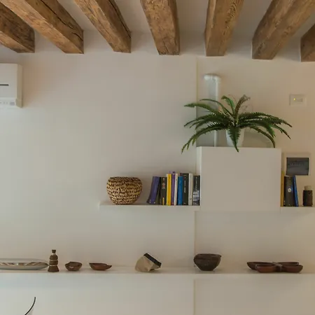 Ve.n.i.ce. Cera Casa Del Giglio *