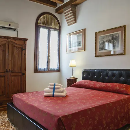 B&B Ca' Santo Spirito 베니스