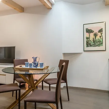 Saint Mark's Basilica @200 Meters Apartament