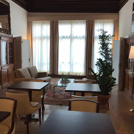 Maddalena Affittacamere Venezia