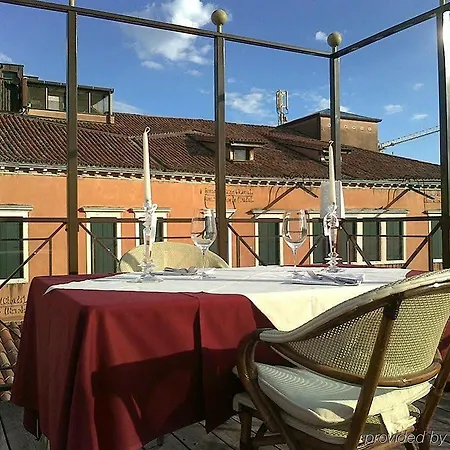 Ca' Dei Conti Venise