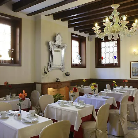 Hotel Ca' D'oro - Wenice Deep Culture
