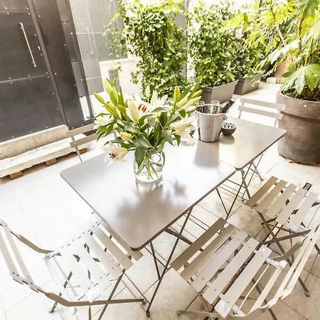Elegant Fornasa Vecia, Canal View With A Beautiful Garden R&r Apartament