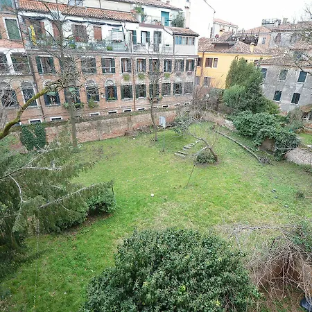 Apartment Moretta Get-by-train