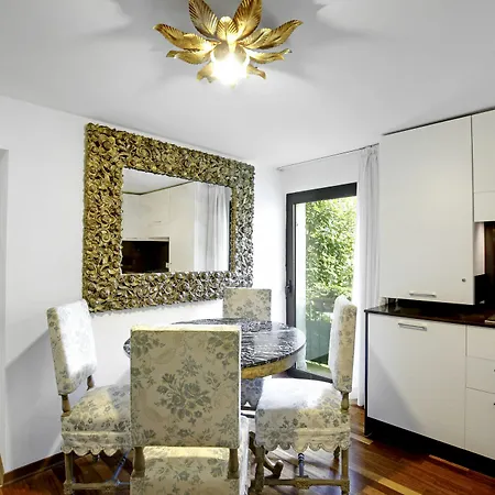 Apartment Venetian Accademia Dorsoduro District