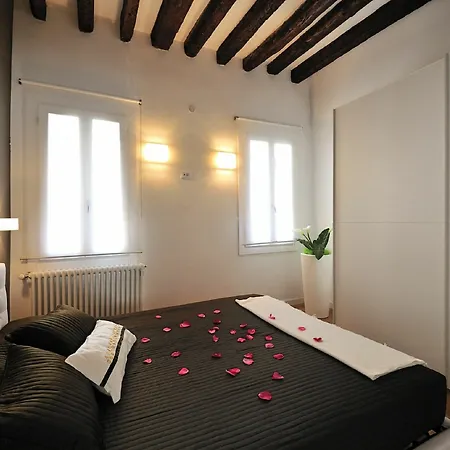 Apartment Colleoni Holidays *