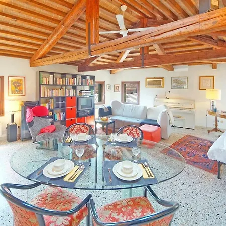Dolcevita N 245 * Venice