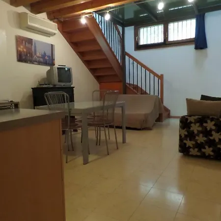 Rudy House * Venice