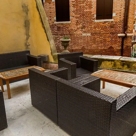 Apartment Luxury And Romantic Secret Escape In Venice! *