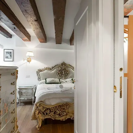 Apartment Luxury And Romantic Secret Escape In Venice! *