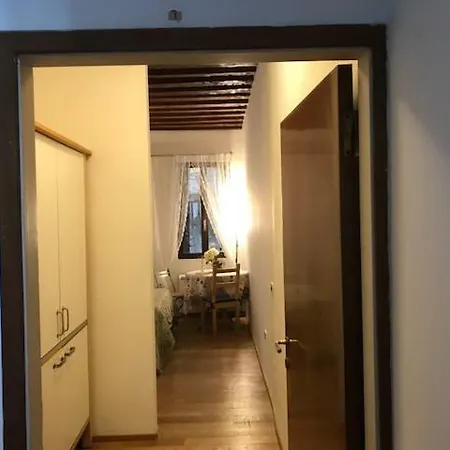 Guest house Carina House *