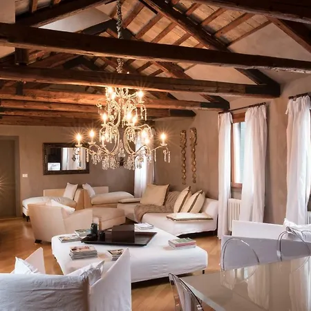 Ca' Navagero Apartment