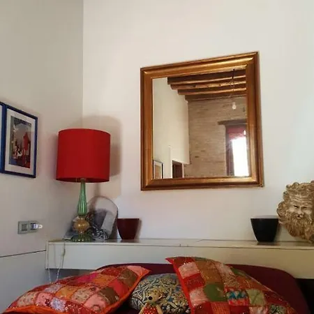 In A Lovely Garden Biennale Flat *