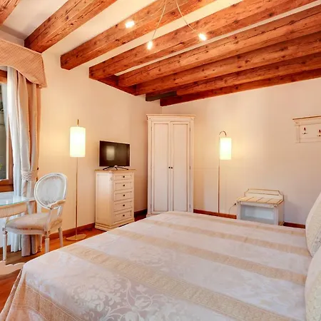 Nikki House * Venedig