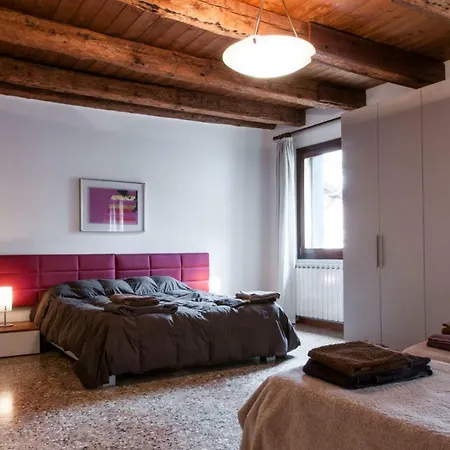 Ca'giustinian * Venice