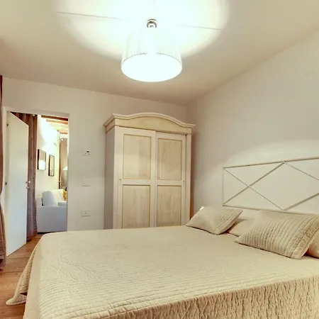 Modern In Gf Apartment Venice