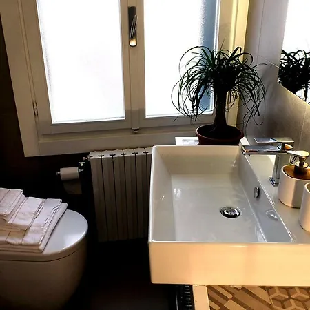 Al Piano - Away From Appartement *