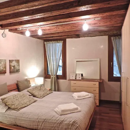 Appartement Sant'aponal - Wi Fi Venetië