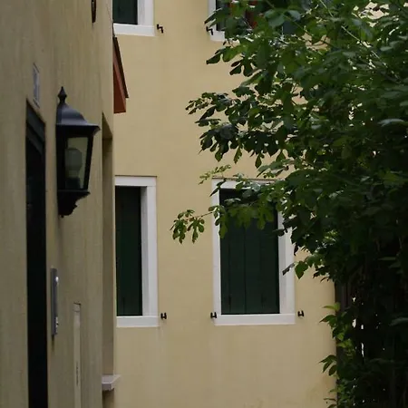 Apartment Little Canal 14 Venice