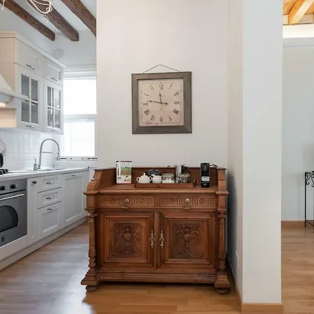 Apartment Casa Claudia Ai Frari Venice