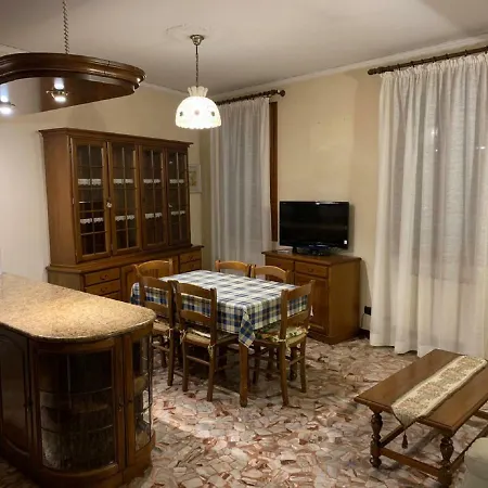 Gio's House Guest house
