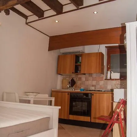 Apartment A Couple Of Steps From Rialto *