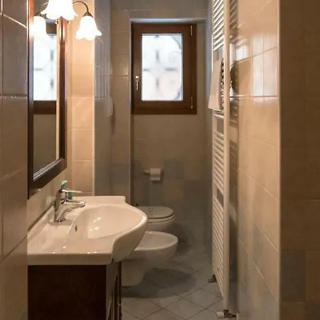 Apartment La Gondola - Beautiful Canal View *