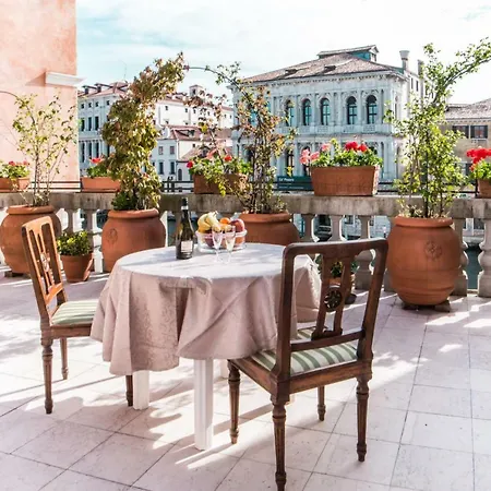 Apartment Ca Zulian - Grand Canal Venice