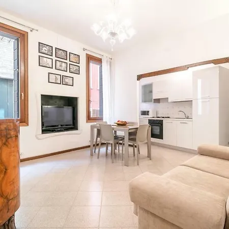 Casa Delle Botteghe Venice
