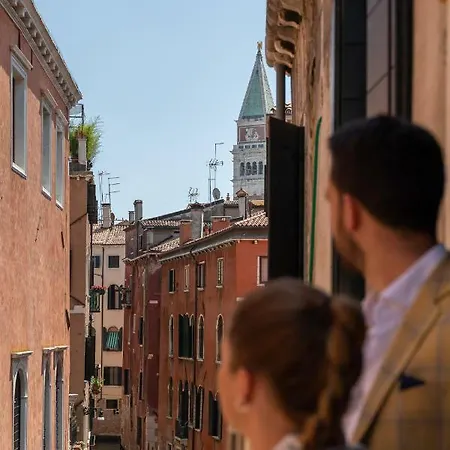 Guest house Canal View San Marco Luxury
