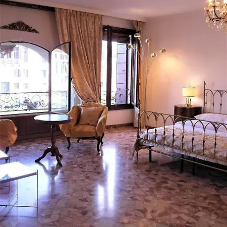 Noble House Grand Canal 게스트하우스 *