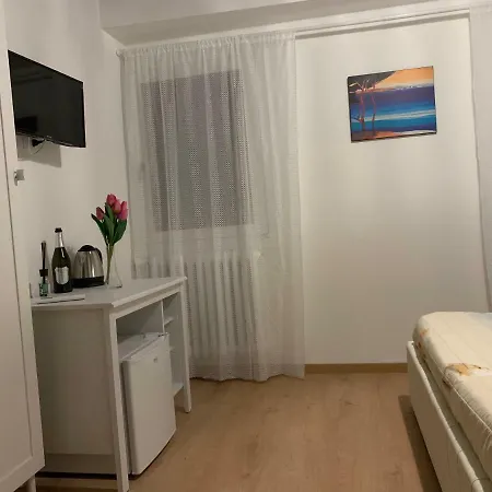 Gio'S Place S.Marco Guest house