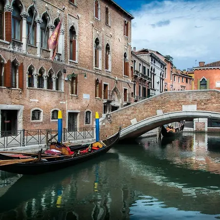Palazzo Marcello Al Sole Отель 3*