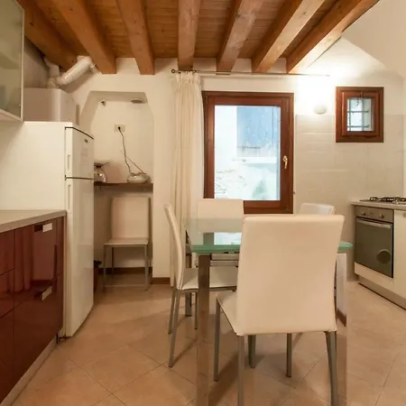Ca'giustinian Apartment Venice