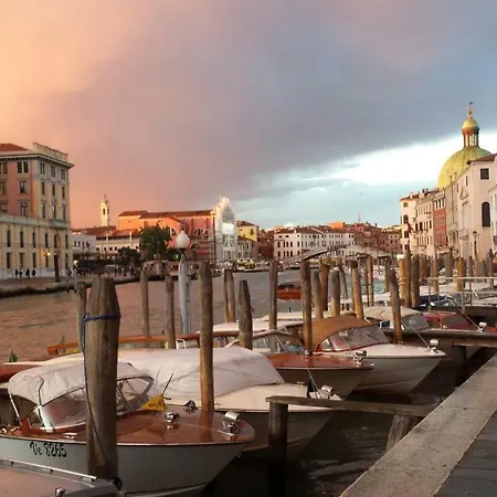 Appartamento Palazzo Morosini Brandolin Dimora Romantica