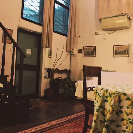 Mimi's Apartment