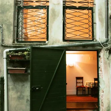 Mimi's Apartment Venice