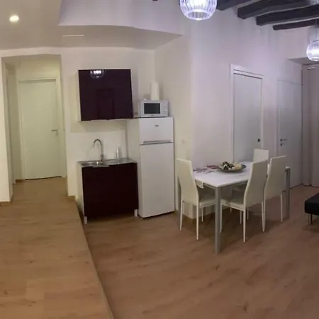 Gio'S Place S.Marco 2* Venice