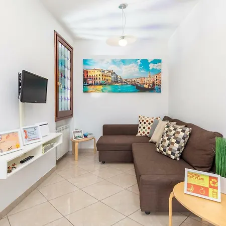 Convenient In * Venecia