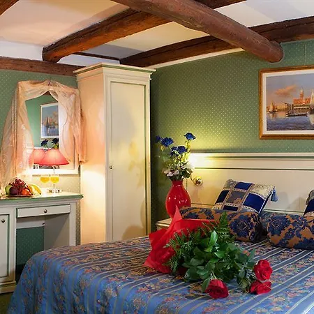 Nuova Residenza Laguna * Venice