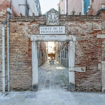 Ca' Delle Pizzocchere, A Perfect Spot In San Marco * Velence
