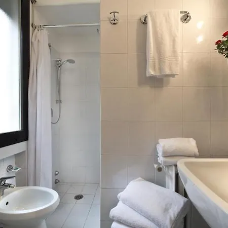 Mignon Hotel 3*