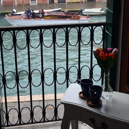 Bed & Breakfast My Friends Canal View 3*