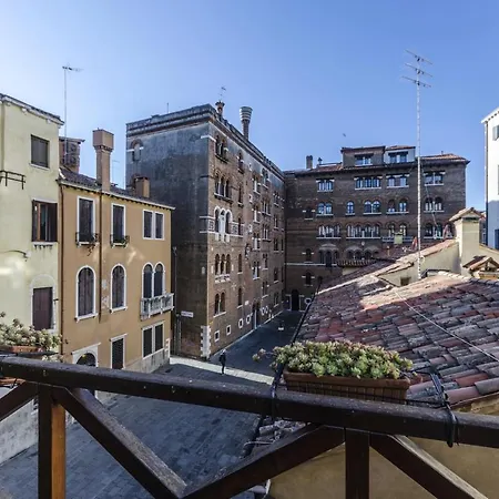Ca' Corte Dell' Albero * Venice