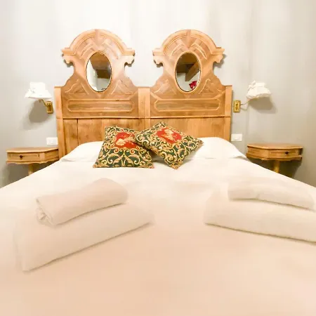 Rosso Charm Bed & Breakfast Venice