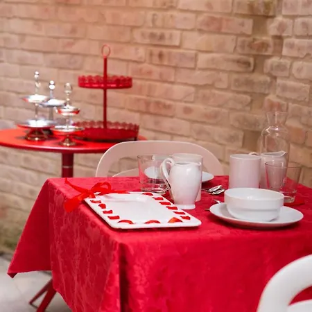 Rosso Charm Bed & Breakfast Venice