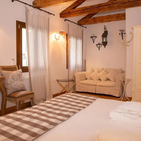 Rigoletto Charm Bed & Breakfast Venice