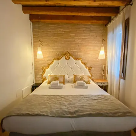 Rigoletto Charm Bed & Breakfast 3*