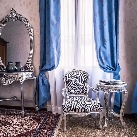 Ca' Lavezzera Venice